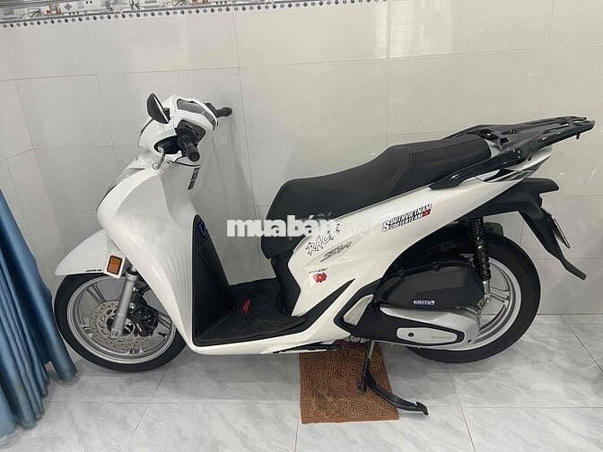 Cần nhường lại đam mê sh 150i