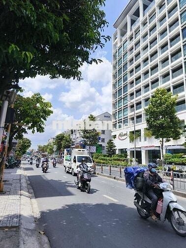 Hiếm - Ngay CITYLAND -EMART- HXH Sát Mặt Tiền 56M² Ngang4.5m - 3Tầng