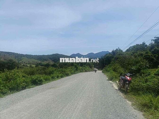 lô đất mặt tiền đường liên xã 40m tới , đường 8m