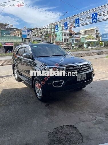 Toyota Fortuner 2.5G 2010 - 370 Triệu