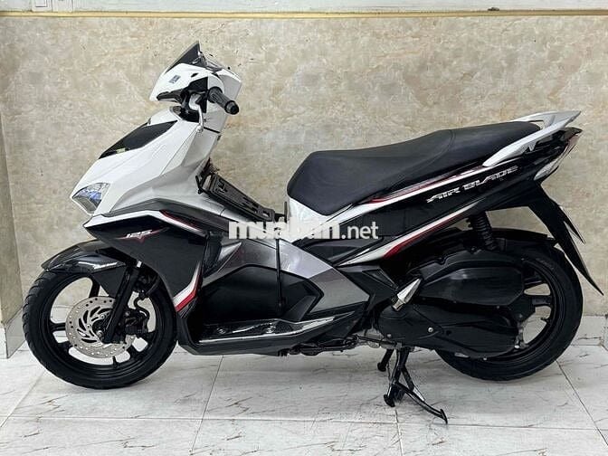 AB 125 màu trắng đen cực đẹp 43D1-508.37