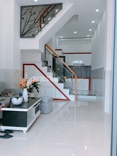 Nhà Bình Tân 2,48 tỷ 2 lầu sân thượng 4PN hẻm 7m sổ hồng chính chủ 