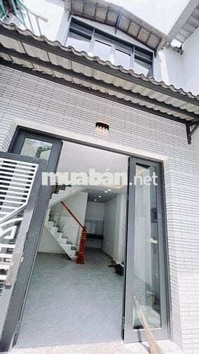 NHÀ BẾN VÂN ĐỒN Q4- 2 TẦNG - 32m2 - KO QH- CHỈ 2 TỶ NHỈNH