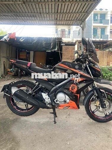 Dư cần bán Fz150i lốc trắng