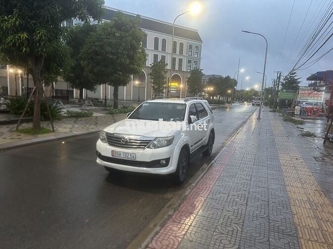 Toyota Fortuner 2015 - 239000 km