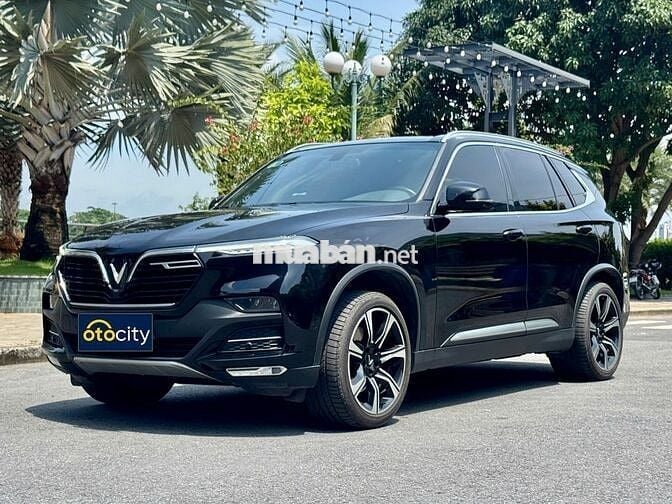 VinFast Lux SA Premium 2021 - Màu đen - 5v5km