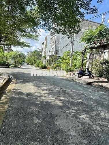 BÁN NHÀ 3 TẦNG- HUỲNH TẤN PHÁT- NHÀ BÈ– MT ĐƯỜNG SỐ- 100M2- GIÁ HƠN 7