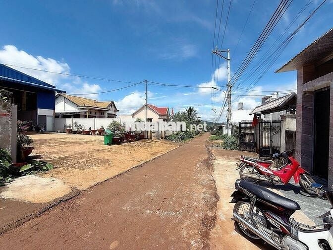 BÁN NHÀ PHẠM NGŨ LÃO–GIÁ CHỈ 2 TỶ 6 KHU VỰC AN NINH TỐT,NHIỀU TIỆN ÍCH