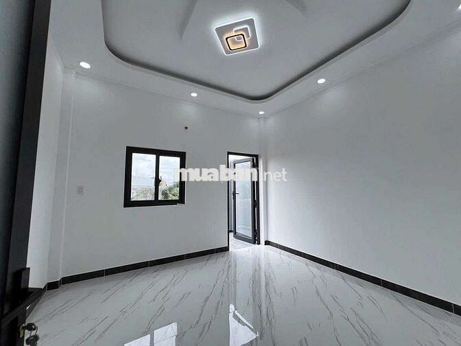 Chính cần xoay tiền gấp bán nhà mới xây