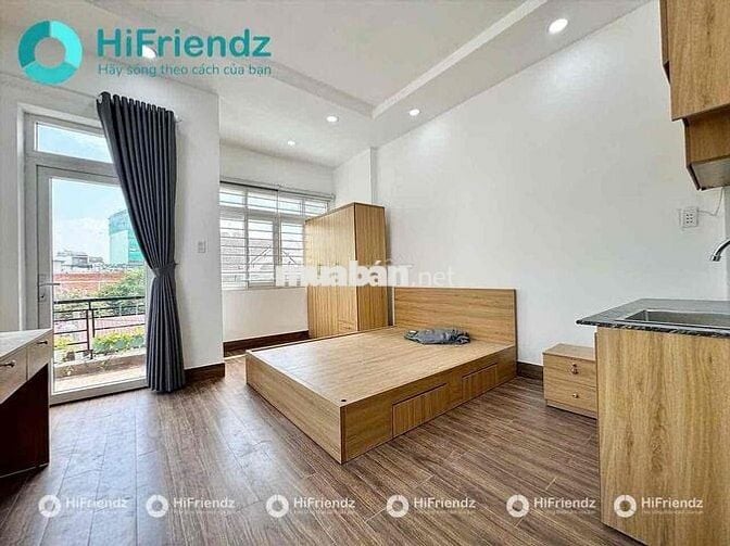 CHO THUÊ CĂN HỘ DỊCH VỤ CÓ BAN CÔNG RỘNG GIÁ RẺ NGAY BÌNH THẠNH