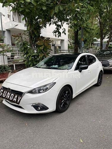 Mazda 3 2016 1.5 AT Hatchback màu trắng