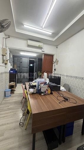 7 TỎI NHANH MỚI KỊP, MẶT TIỀN NHẬT TẢO QUẬN 10 34M2 3 TẦNG RẺ NHẤT KHU