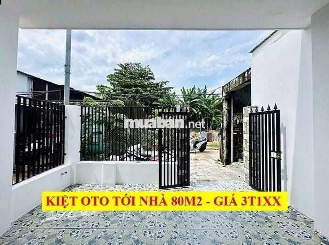 [CỰC RẺ] - Bán nhà C4 sát cầu ngã 3 Huế oto vào tận nhà, gía chỉ 3t1xx