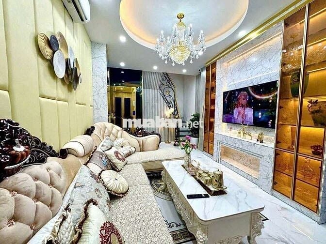 Bán Nhà 8 Tỉ thương lượng Mạnh Đống Đa Thang máy không có căn thứ2