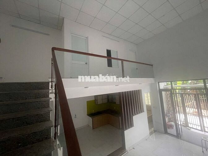 Nhà 2 mê kiệt tô hiệu đối diện bến xe ĐN