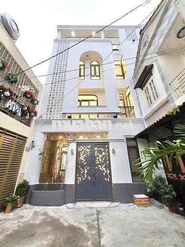 nhà đẹp 3 lầu 4 phòng ngủ 4wc, hẻm 704 Hương Lộ 2. BTĐ A Bình Tân