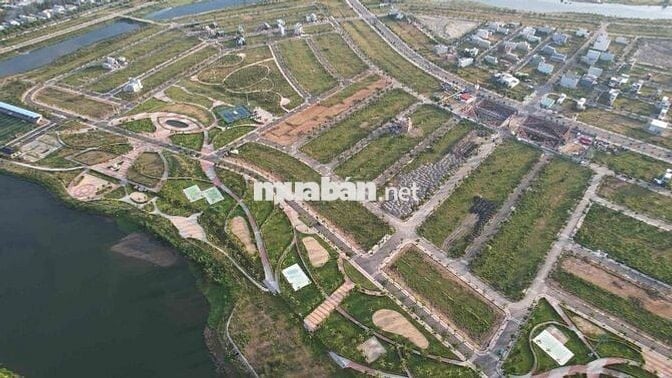 Bán đất biệt thự đối lưng đường Đầm Sen Nam Hoà Xuân