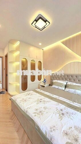 Siêu Hiếm! Bán Biệt Thự 2 Lầu DTCN 100m2 Ngay TT Bình Thạnh Chỉ 8,65tỷ