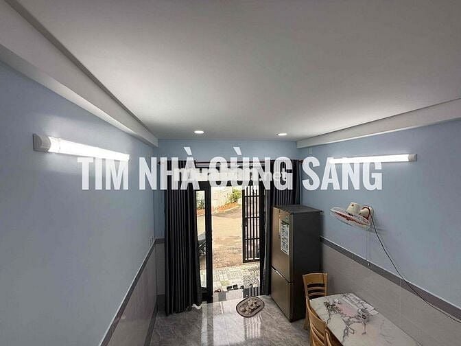 NHÀ HẺM XE TẢI FULL NỘI THẤT 3PN CÁCH PHẠM VĂN ĐỒNG CHỈ 500M GIÁ TỐT