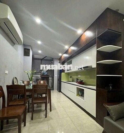 BÁN NHÀ PHÙNG CHÍ KIÊN, PHÂN LÔ Ô TÔ TRÁNH, NHÀ ĐẸP 5T – CHỈ 8.8 TỶ
