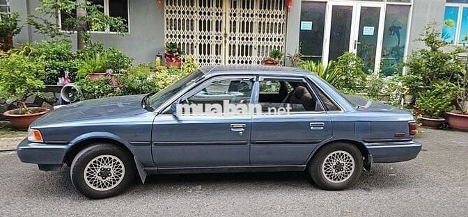 Xe camry cổ đời 1990