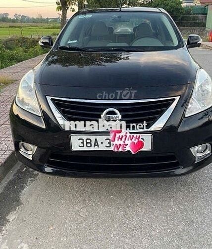 Xe Nissan Sunny XV 2015