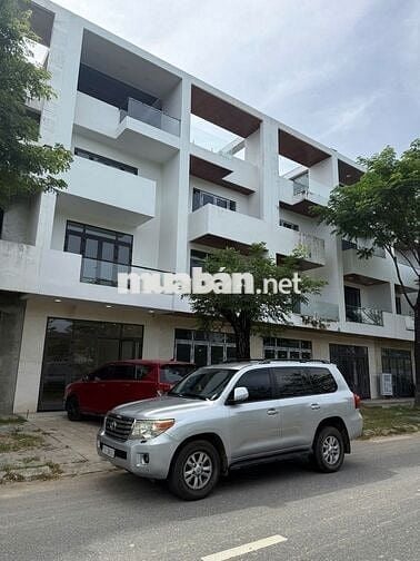 SHOPHOUSE 4 TẦNG MẶT TIỀN NGUYỄN TẤT THÀNH