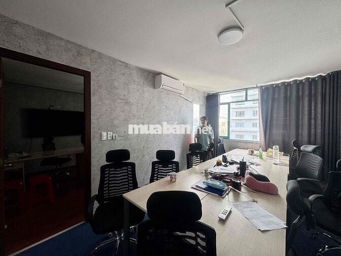 Căn Hộ Chung Cư 2PN Có Ban Công 60m2 FullNT Đang Setup Lại Mới 100%