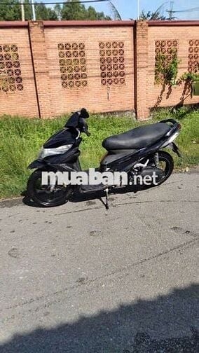 Suzuki SkyDrive nhập Thái máy Thái