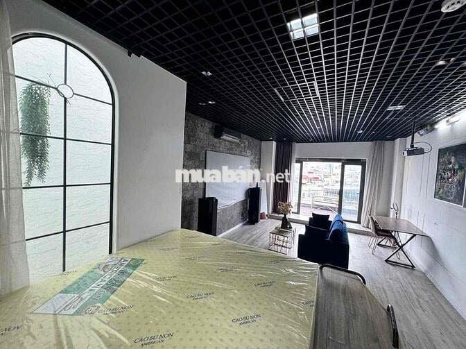 cho Thuê Căn Hộ Ban Công Sân Thượng Tại Bùi Thị Xuân