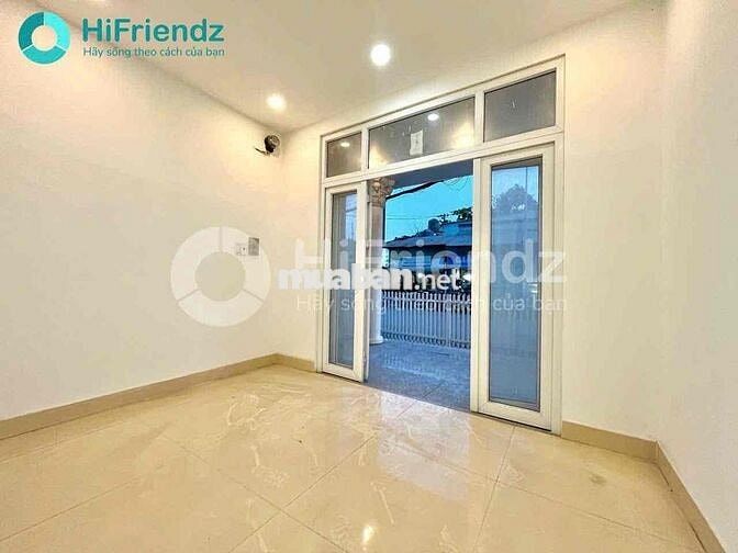 CHO THUÊ MB 30m2( 15m2 sân) (15m2 phòng) NGUYỄN THỊ NHUẦN AN PHÚ ĐÔNG
