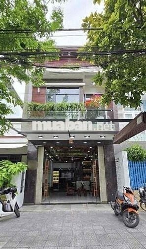 NHÀ MẶT TIỀN KINH DOANH / ĐANG CHO THUÊ 9triệu.