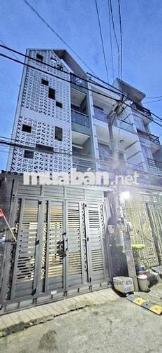 nhà chủ cần bán nhanh để đi nước ngoài, 4x16m 3 lầu