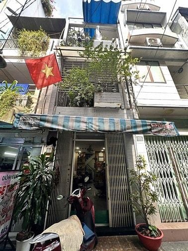 Cho thuê nhà hẻm 676/ Võ Văn Kiệt p1q5