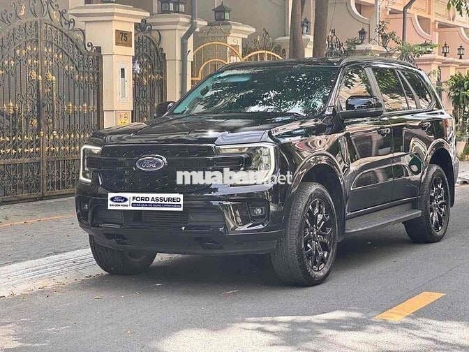 Ford Everest 2024 Sport 2.0L 4x2 AT - 12600 km