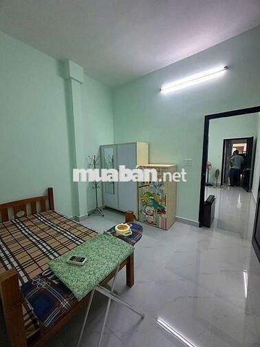 Căn hộ 2 PN Trần Quang Khải giá chỉ 12tr