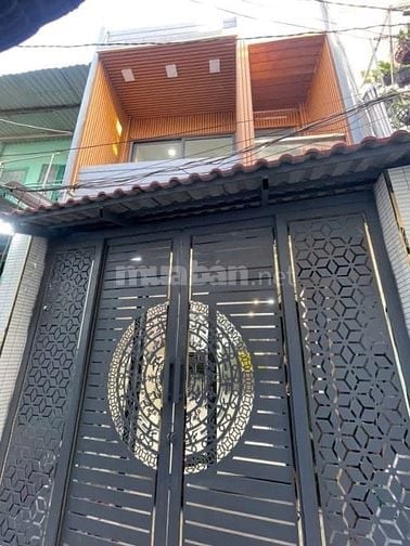 NHÀ HẺM 290C.DƯƠNG BÁ TRẠC P1Q8.CÁCH ĐƯỜNG NHỰA XE HƠI 20m.KHU LÀNG ỐC