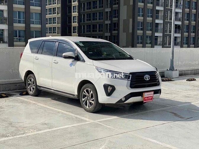 Toyota Innova 2022 E 2.0 MT - 7c Số sàn HÃNG