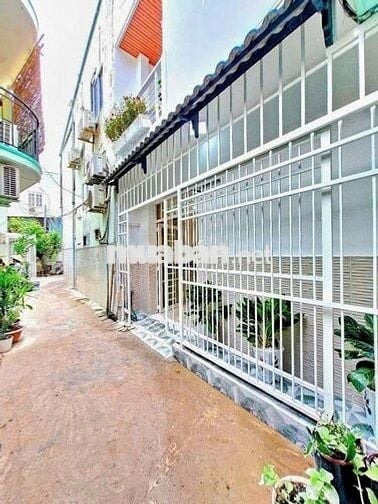 hàng đẹp lại về a chị e oi. còn chờ gì nữa mà kg xuống tiền ngay ạ.