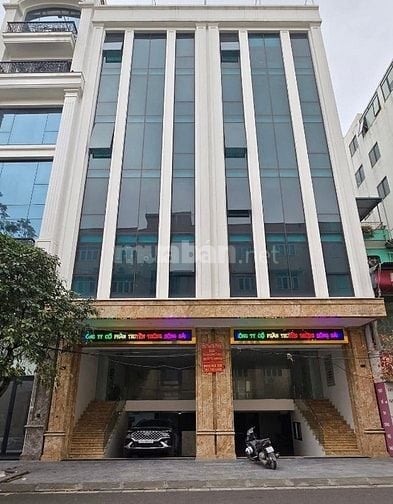 CHO THUÊ CA TOÀ SIÊU MỚI 120M x 8T Phố lớn - Hai bà trưng quận 