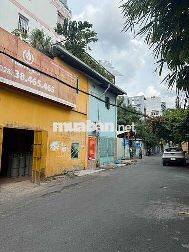 MẶT TIỀN NGUYỄN ĐÌNH CHÍNH. NGANG KHỦNG 14M. DTICH 80M2. CHỈ 10,X TỶ