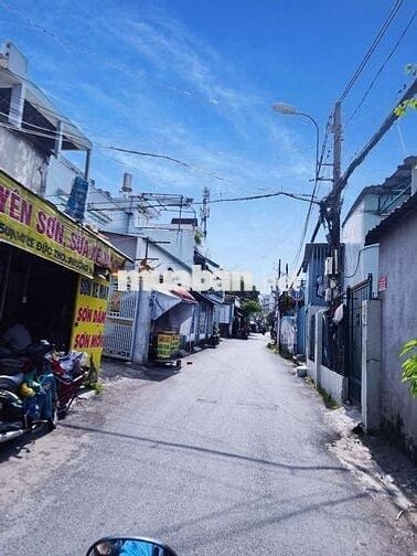 Bán Đất Tặng Nhà Dương Quảng Hàm - Hẻm Xe Tải Thông - 50M² 2Tầng