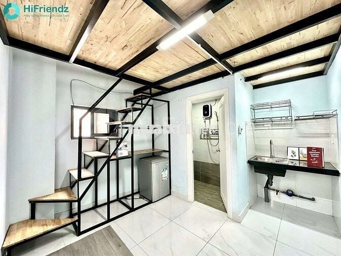 PHÒNG CHO THUÊ GÁC CAO CỬA SỔ ĐƯỜNG LÂM VĂN BỀN SIÊU NGON