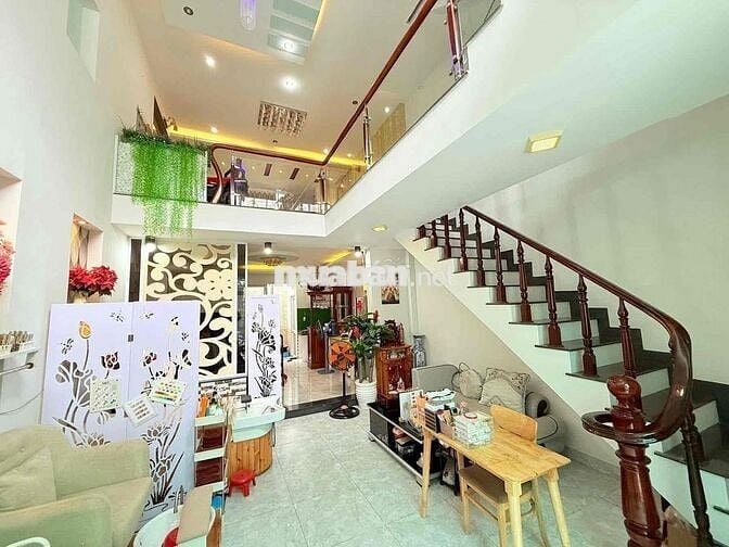 BÁN NHÀ 3LẦU HẺM 2ôtô LƯƠNG VĂN CAN P.2 TP.VŨNG TÀU GIÁ 7,8 TỶ TL