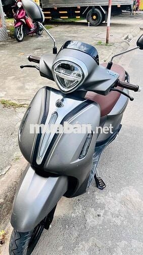 Yamaha Grande ABS xám 2023