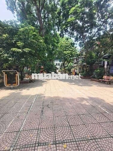 Cho thuê nhà cấp 4, 2 mặt ngõ, ô tô đỗ cửa, làm VP, cửa hàng kd,