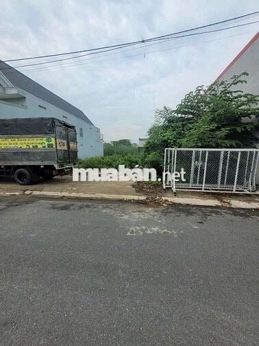MÌNH CÓ VÀI LÔ ĐẤT KHU PHONG PHÚ gần khu dân cư