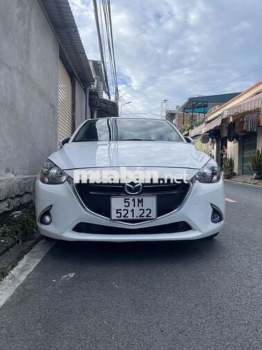 Tôi cần bán Mazda 2017 ở quận 9 củ