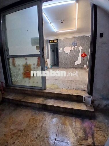 Cho thuê nhà kinh doanh tại 71 Hoàng Văn Thái