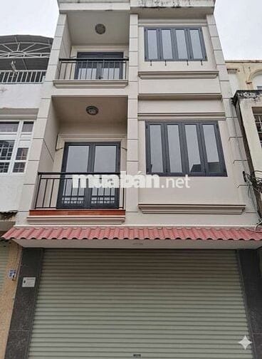 BÁN NHÀ 2 LẦU SÂN THƯỢNG NGAY VƯỜN LÀI, HẺM XE HƠI, CHỈ 4.55 TỶ